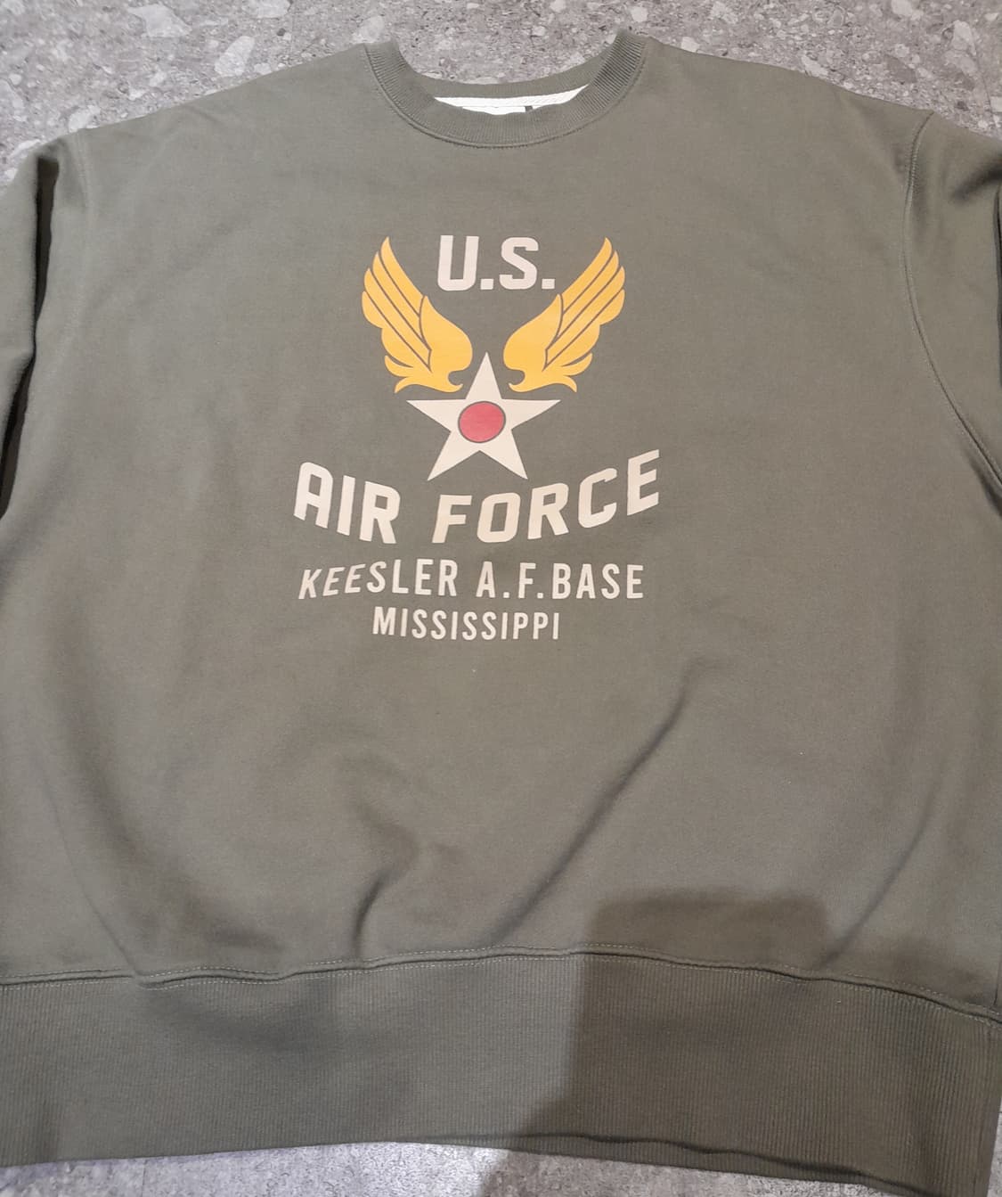 💥유니폼브릿지 에어포스 헤비 스웻셔츠 카키 (L) 
 상품이미지3