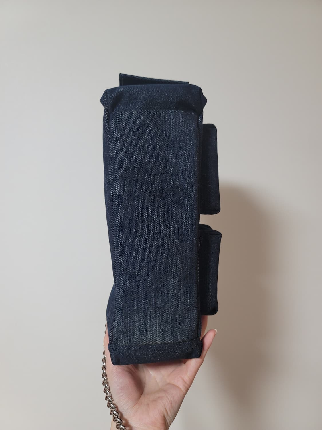 켈리즈 게스 금장 크로플 크로스백 숄더백 업사이클링 가방  상품이미지4