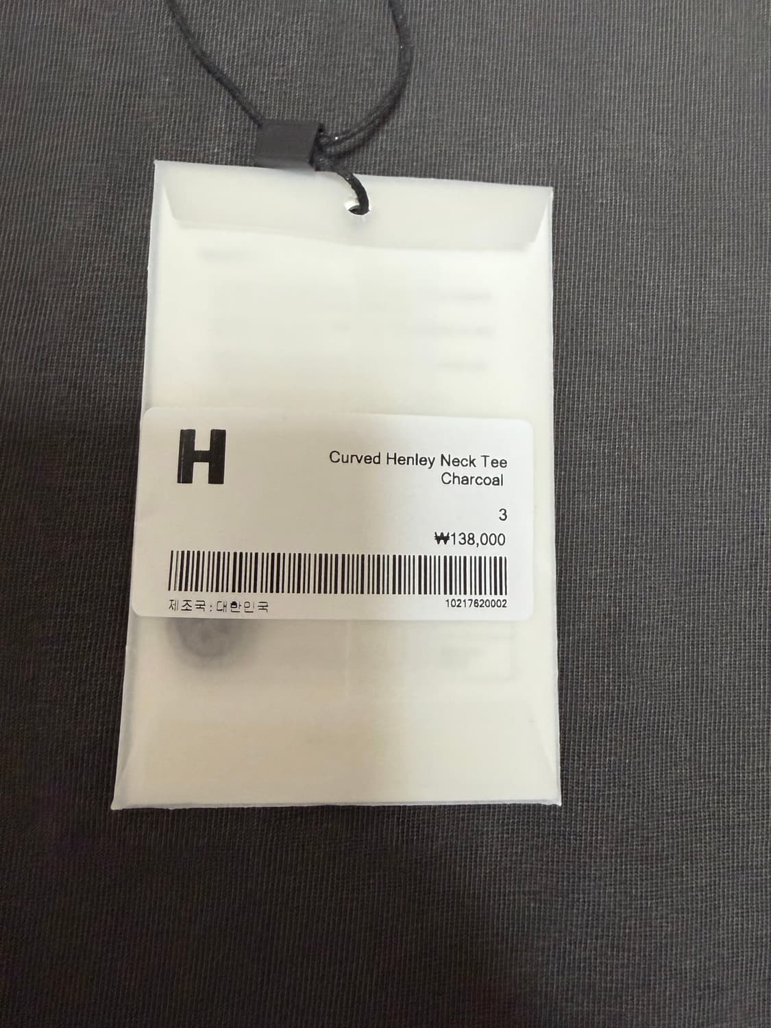 해칭룸  henlyneck tee charcoal m사이즈 풀 구성품 상품이미지3