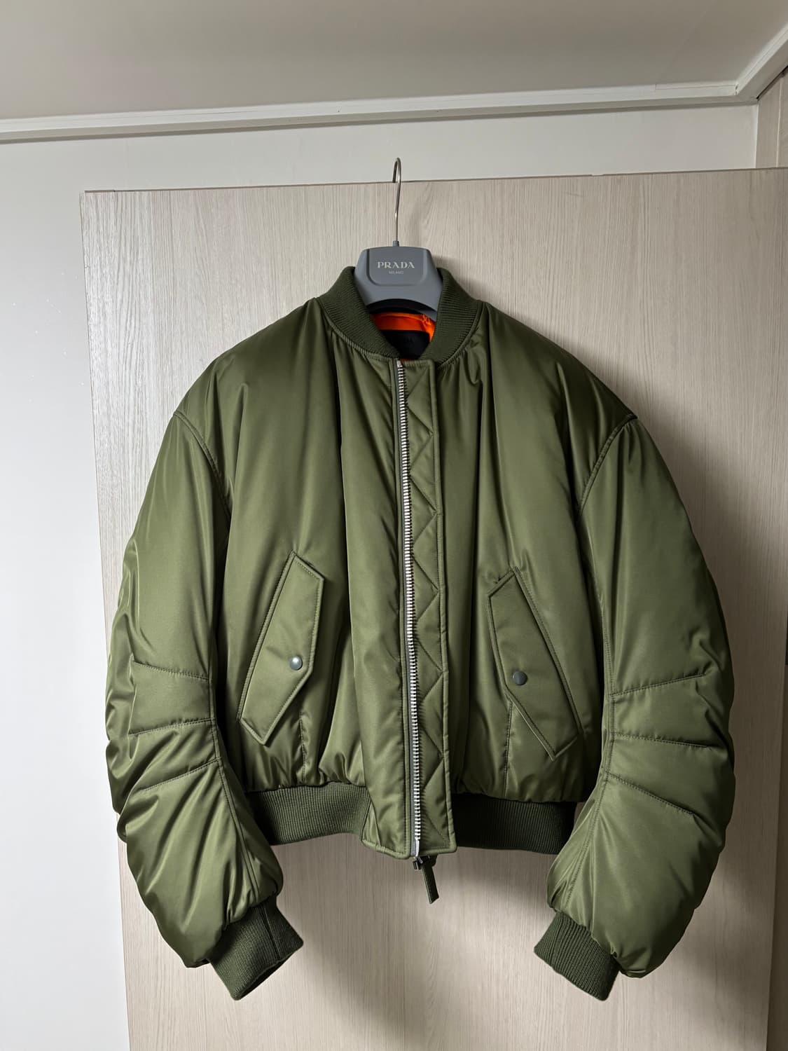 프라다 봄버 (새상품) 상품이미지3