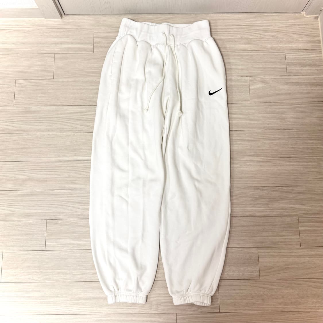 (m) 나이키 화이트 조거팬츠 상품이미지1