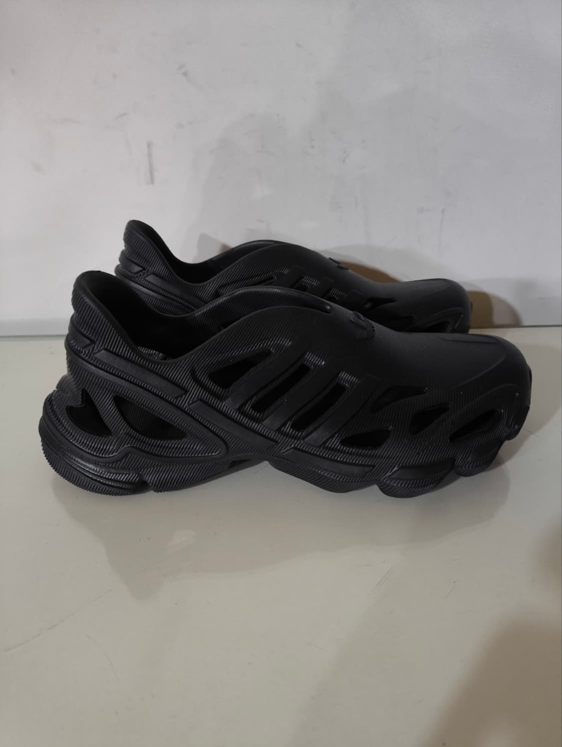 240mm 아디다스 아디폼 슈퍼노바 상품이미지2