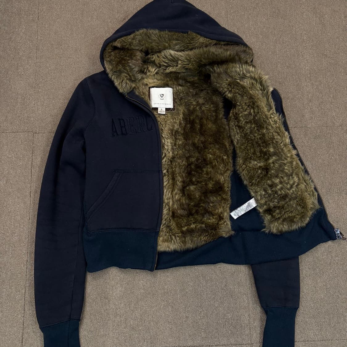 아베크롬비 울프죠 우먼스 퍼 크롭 후드집업 상품이미지4