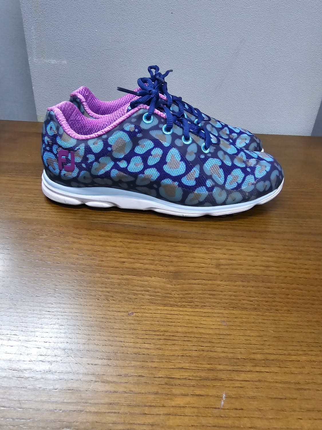 풋조이 스파이크리스 골프화 상품이미지3