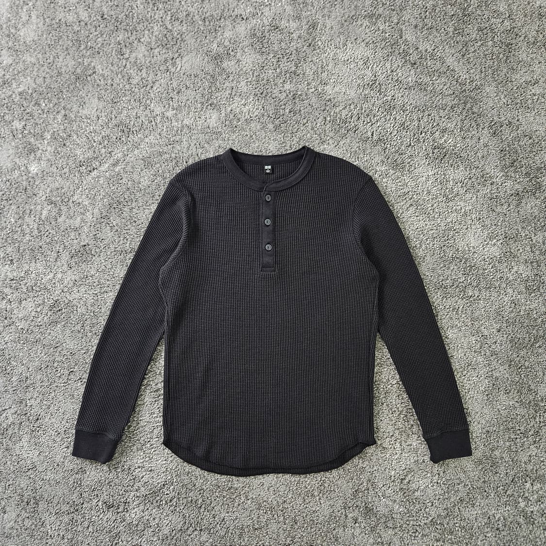 [무료배송] UNIQLO 긴팔 티셔츠 상품이미지1