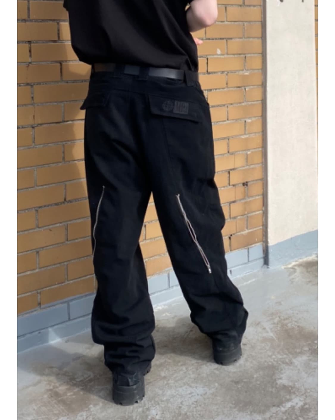 플라스틱프로덕트  MPa WAVE ZIPPER PANTS (BLACK)s 상품이미지1