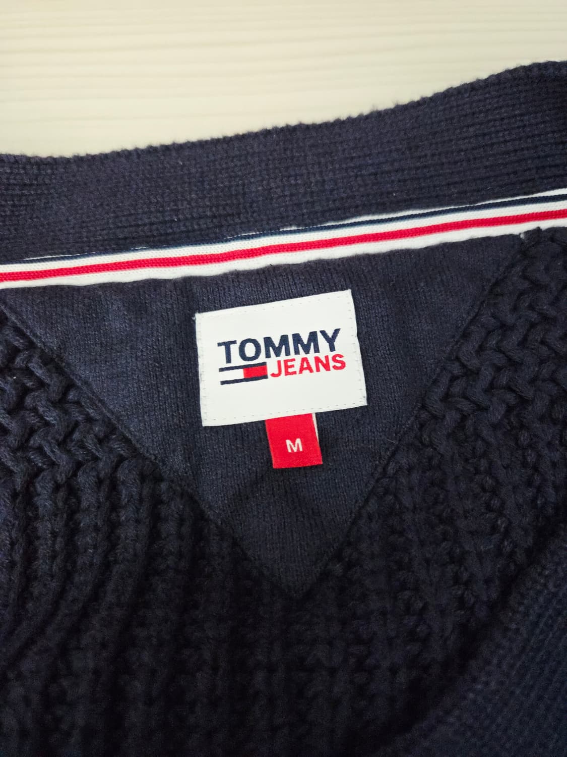 TOMMY JEANS 타미진스 청키 니트 브이넥 가디건 상품이미지7