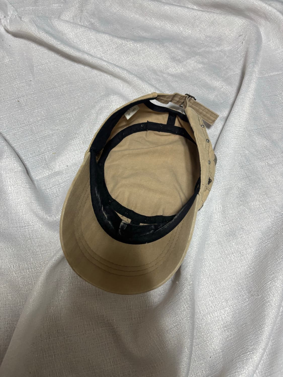 “Unknown” Star Stud Beige Cap 상품이미지7