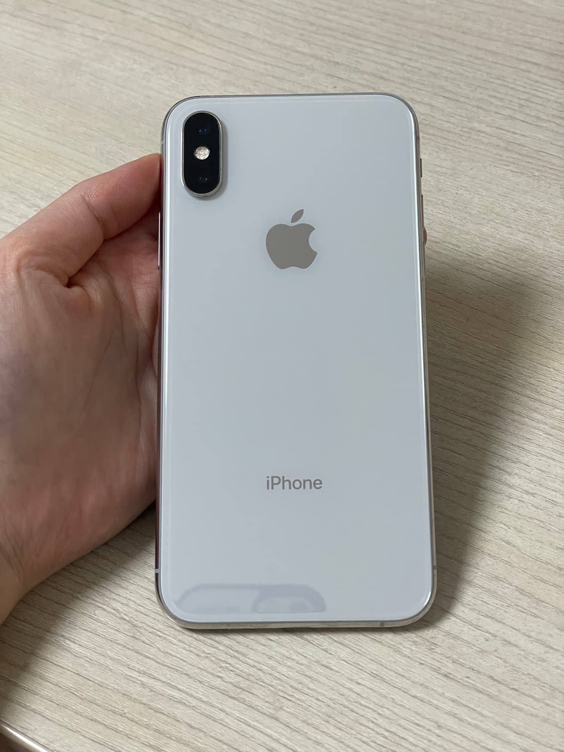 아이폰xs 화이트 실버 256기가 순정폰 상품이미지1