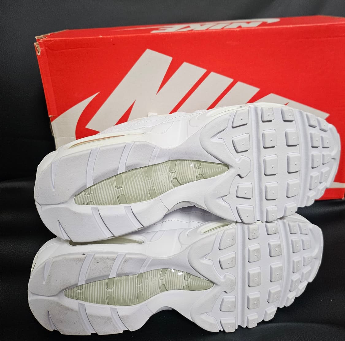나이키 에어맥스95 에센셜 화이트 정품 상품이미지2