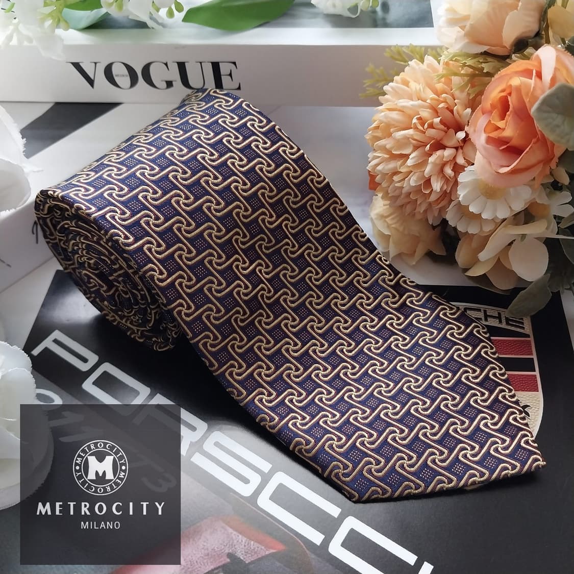 메트로시티 실크 브라운 패턴 넥타이 8.8cm A+등급 K2249
 상품이미지1