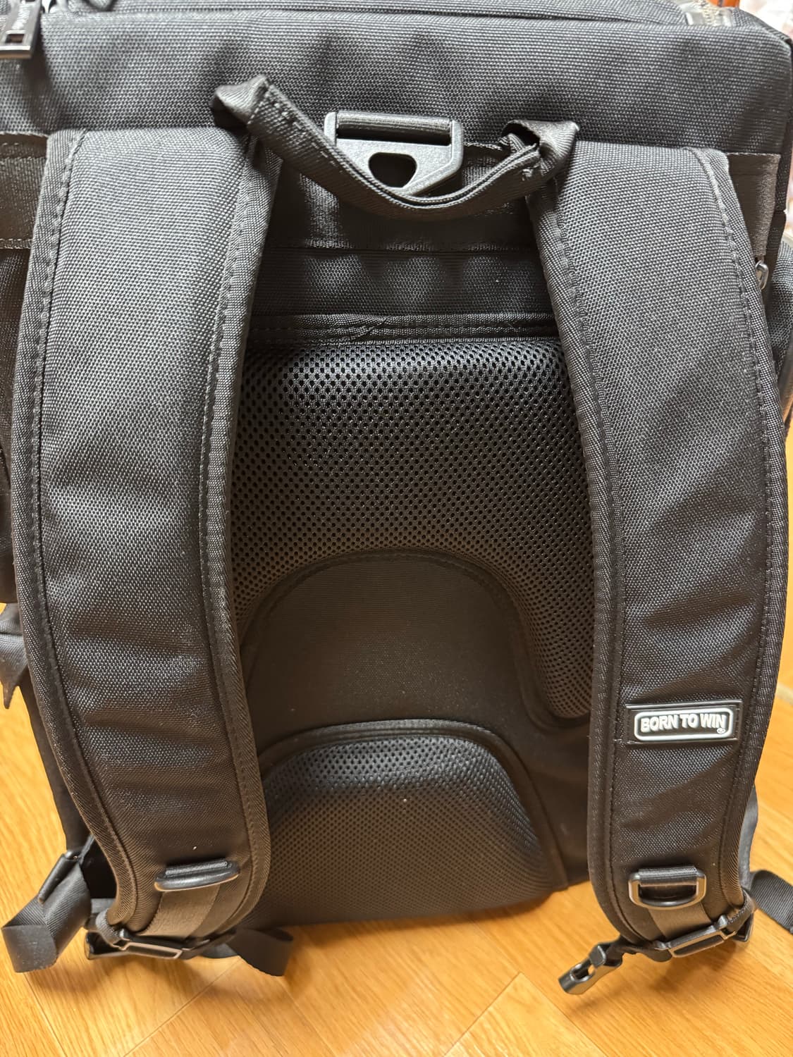 본투윈 B1 패치 백팩 블랙 상품이미지6