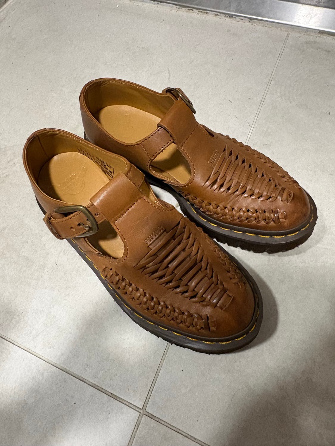 닥터마틴 235-240size 가능 uk4 상품이미지1