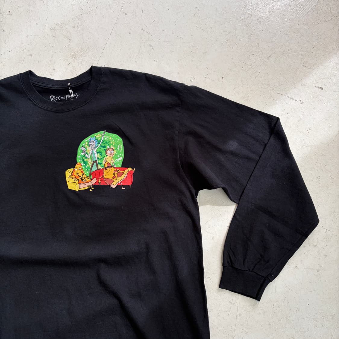 릭앤모티 오피셜 빈티지 롱슬리브 XL 상품이미지3