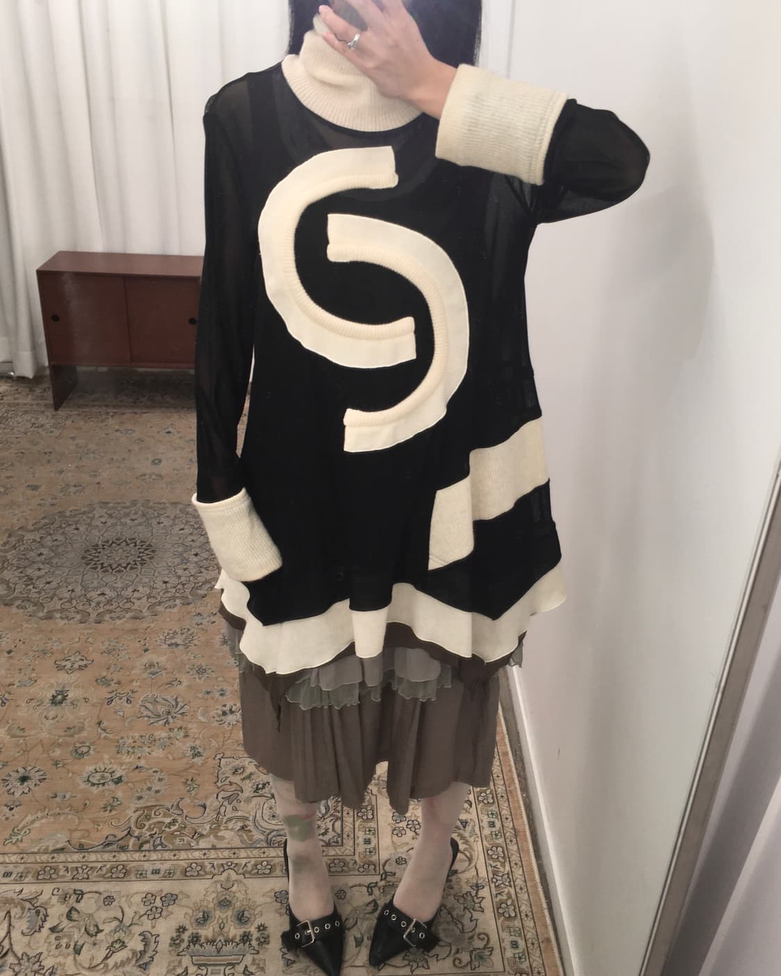 블랙 시스루 하이넥 니트 상품이미지3