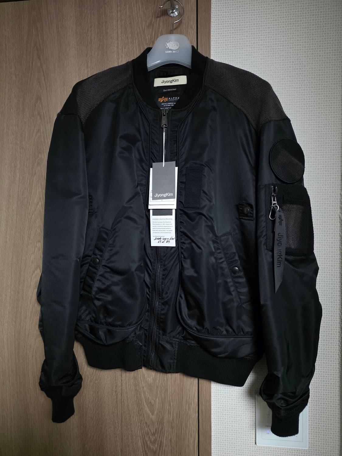 [M] 지용킴 X 알파 25SS 썬블리치 봄버 상품이미지2