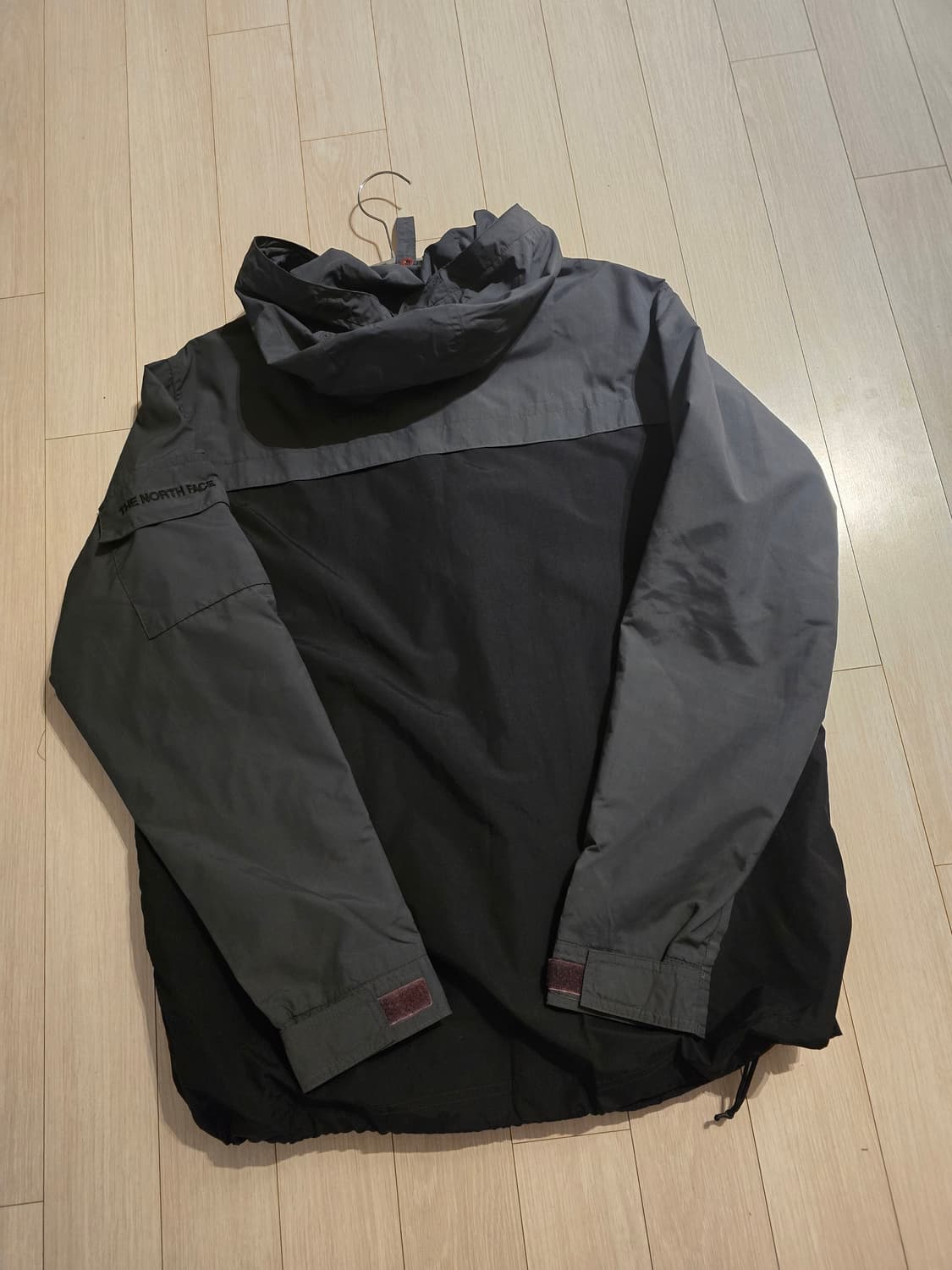 노스페이스 화이트라벨 바람막이 L 상품이미지3