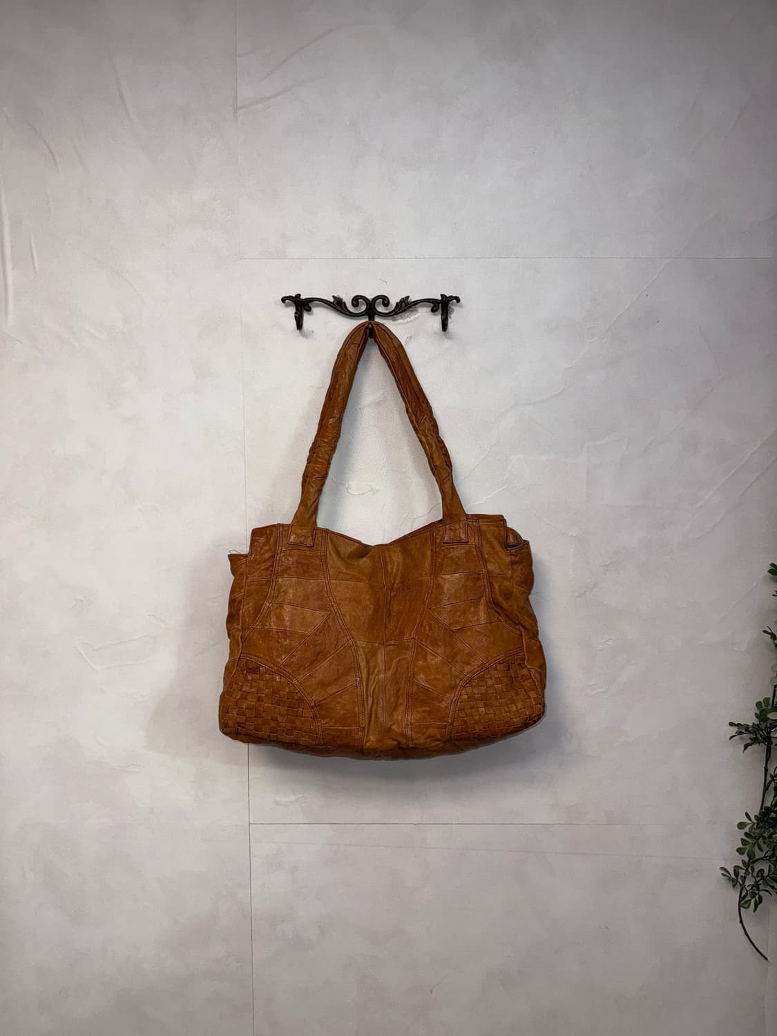 Camel brown woven leather patchwork 토트백 상품이미지1