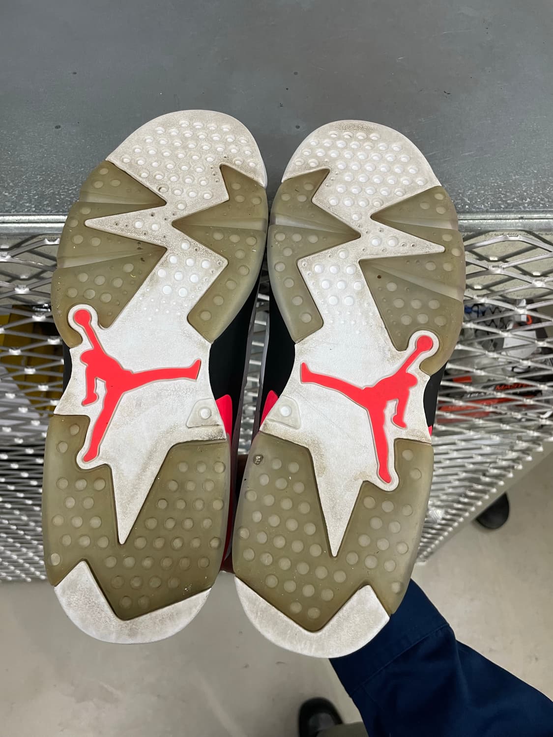 나이키 에어 조던 6 인프라 레드 280 상품이미지6