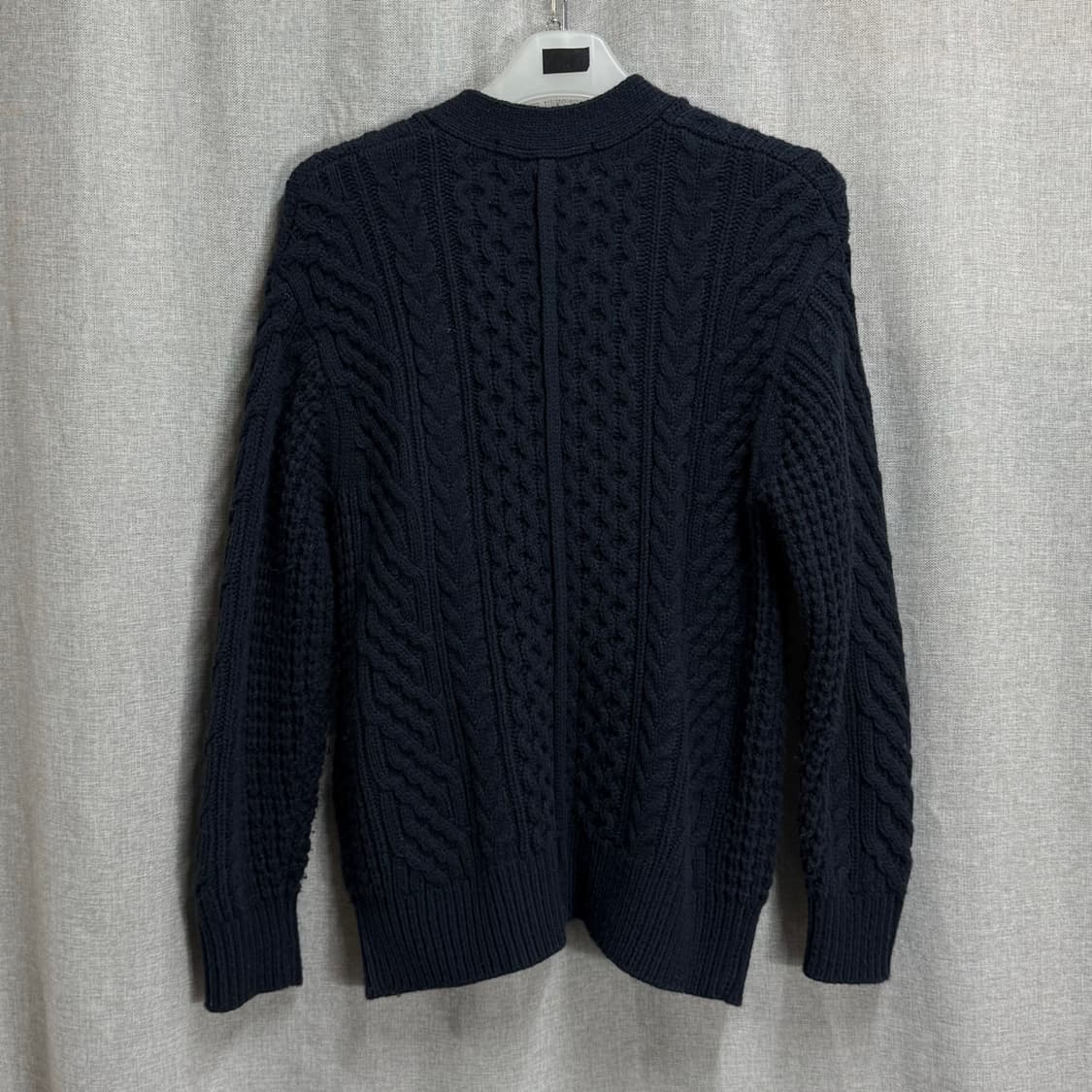 [FREE] GU x 언더커버 콜라보 케이블 가디건 니트 상품이미지5