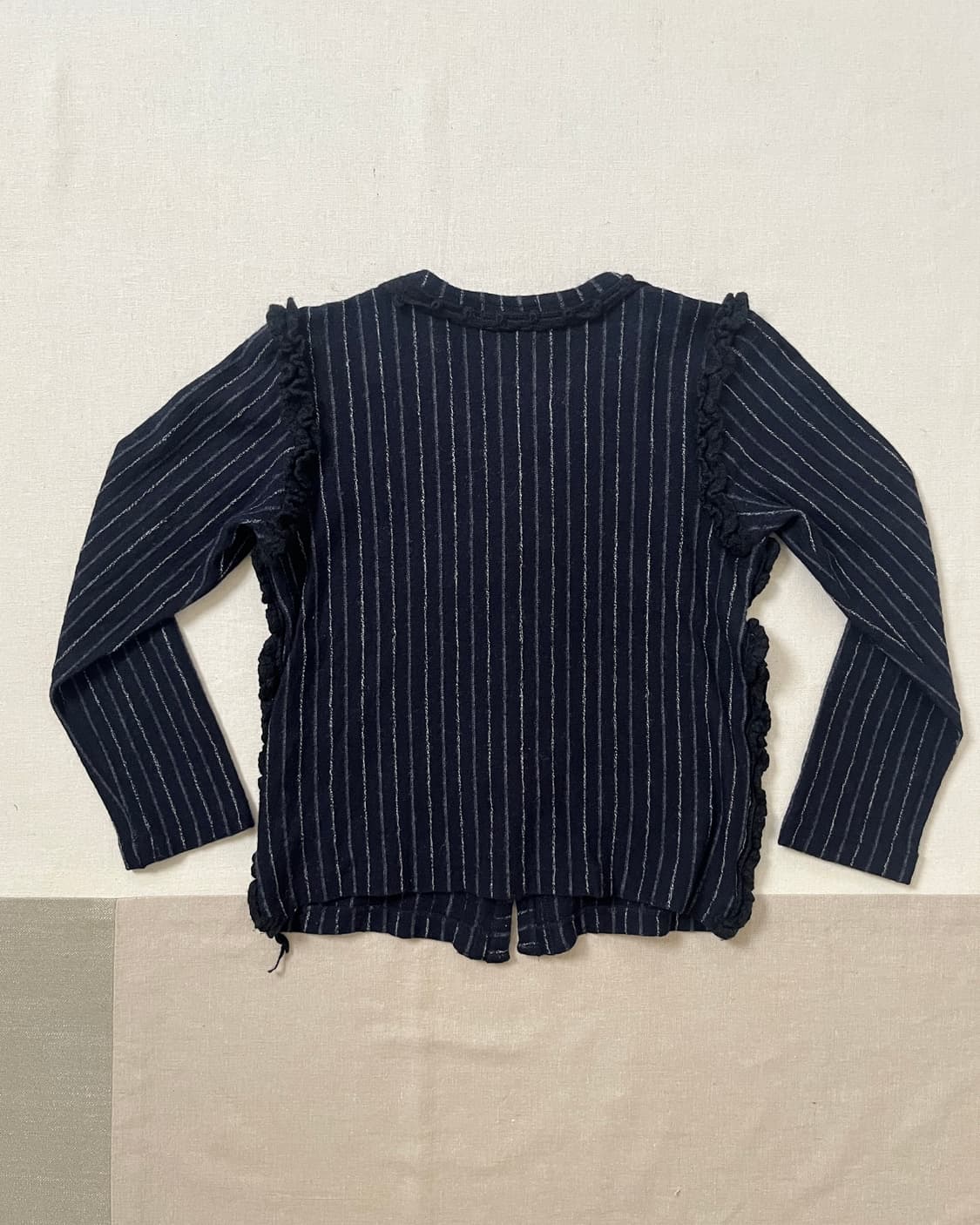 꼼데가르송 러플 스트라이프 가디건 comme des garcons 상품이미지4