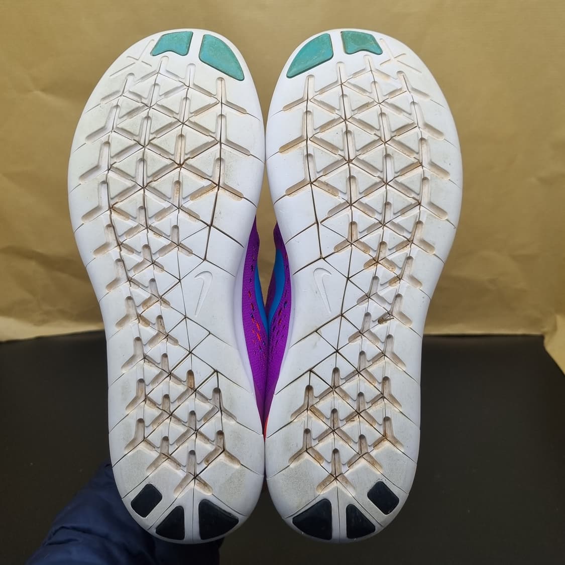 나이키 프리런 rn 여성런닝화240 상품이미지3