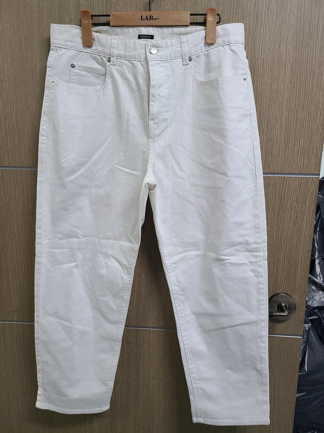 시스템옴므 테이퍼드핏 화이트데님 팬츠 82 상품이미지1