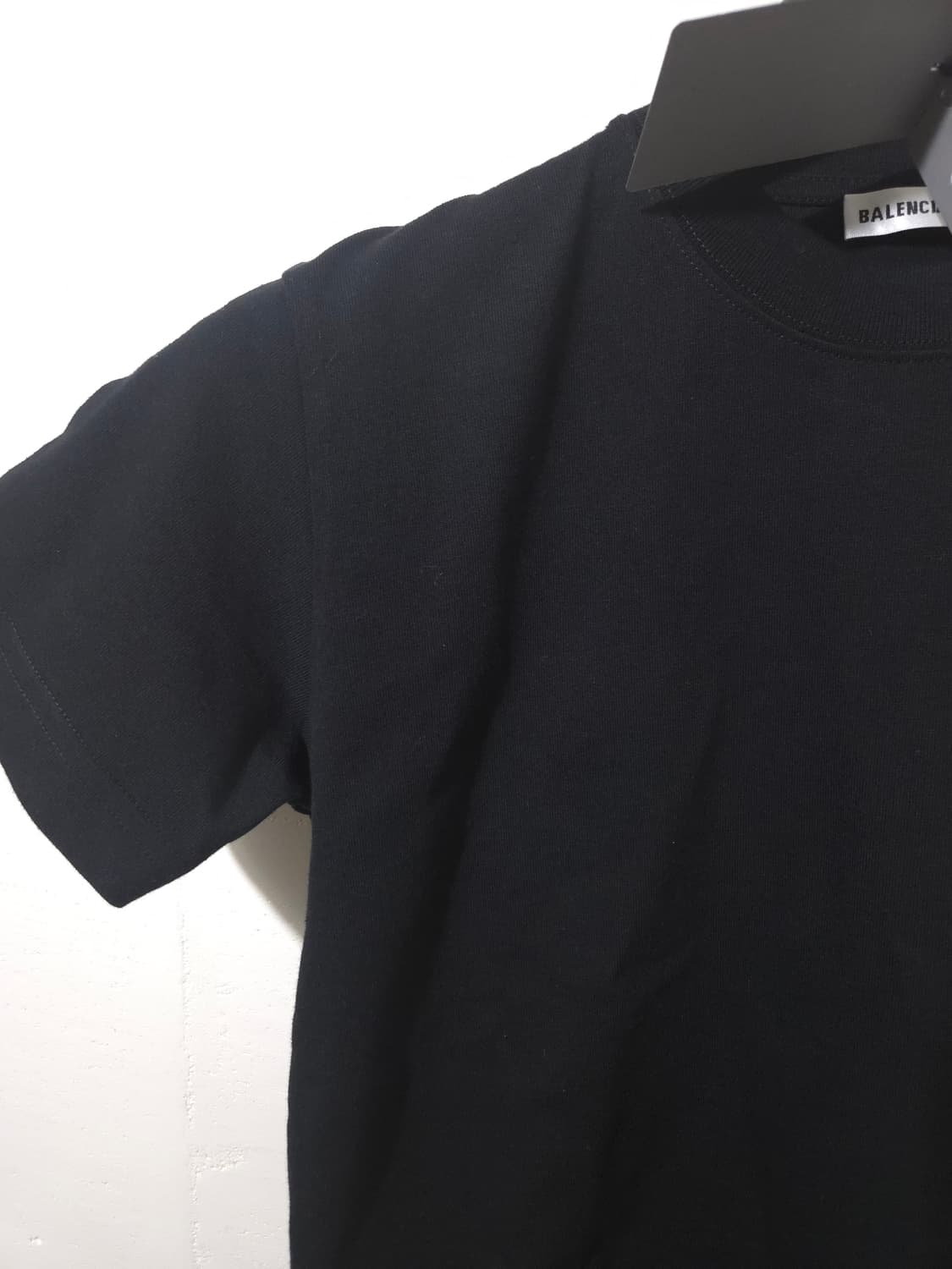 [새상품급] 발렌시아가 여성 웨이브로고 반팔 티 M Size 상품이미지3