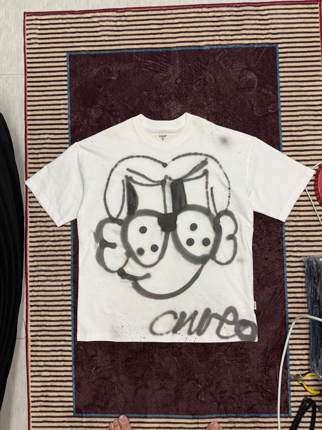 치토 그래피티 커스텀 반팔티  상품이미지2