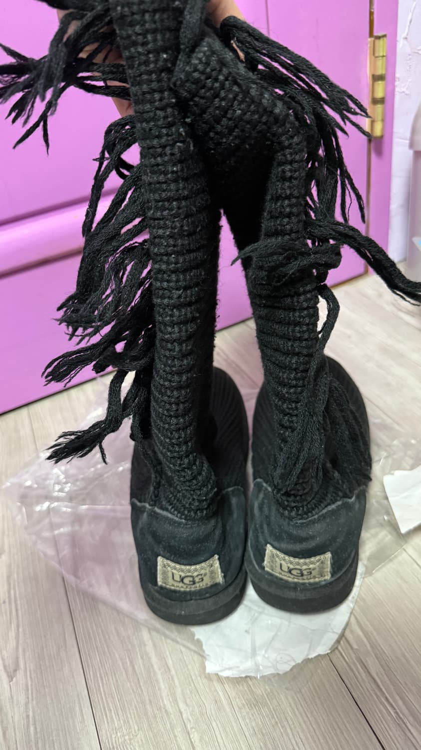 어그부츠 카디 프린지 블랙 7사이즈 상품이미지4