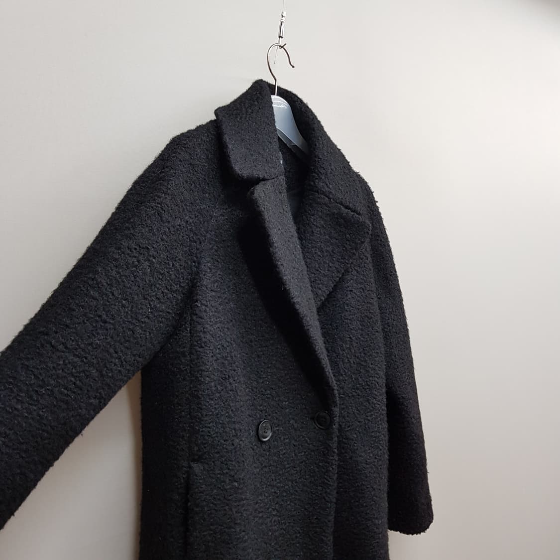 엠포리오 아르마니  블랙 부클 롱코트 36사이즈 상품이미지3