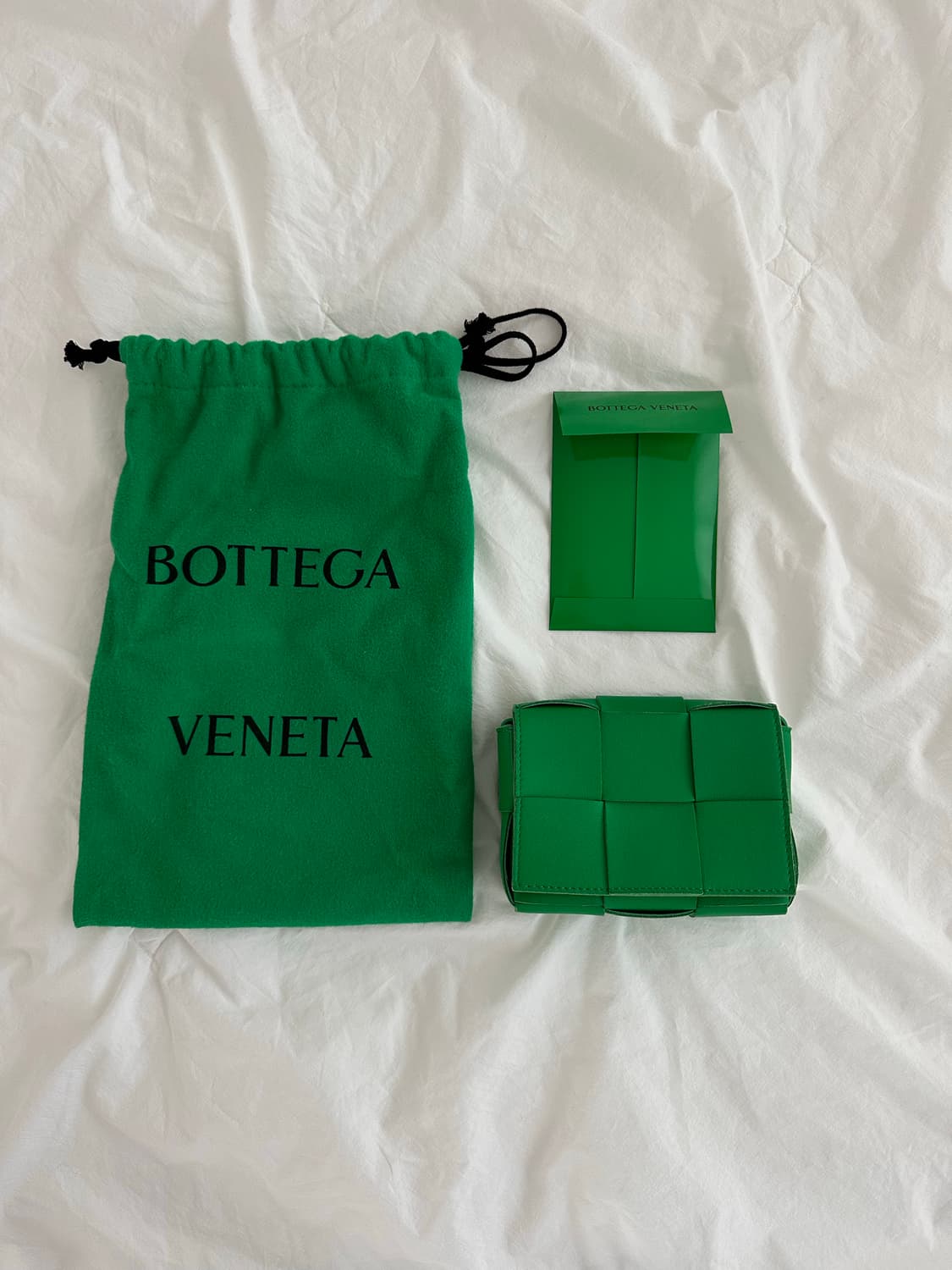 보테가베네타 미니 카세트백 상품이미지1