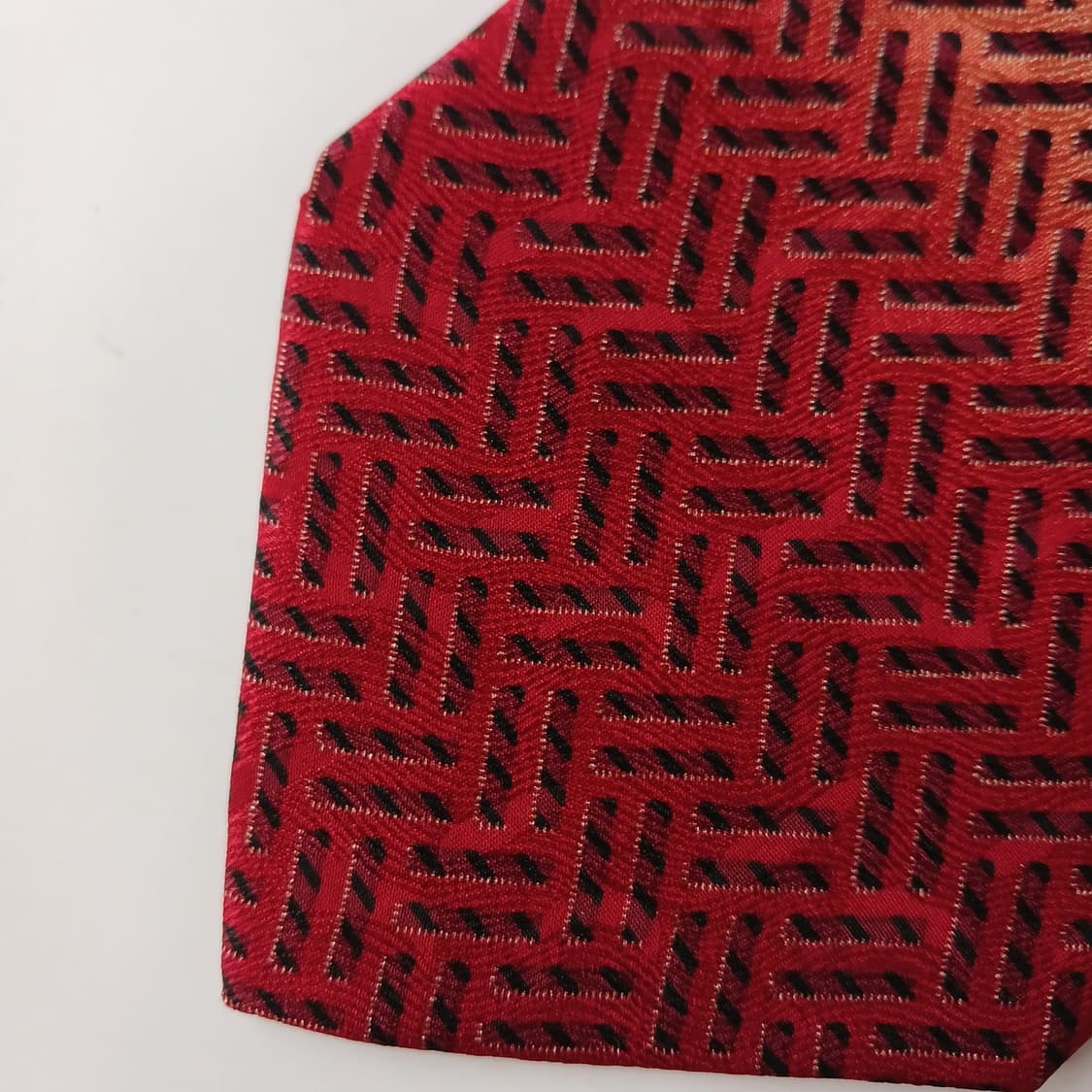 발망 실크 레드 패턴 넥타이 9.8cm A등급 A19257
 상품이미지9