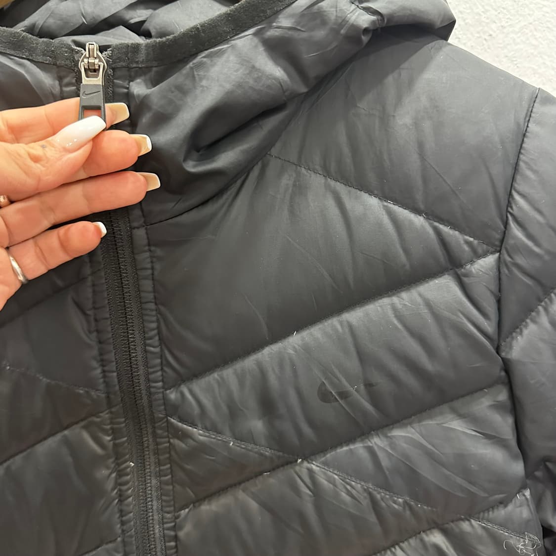 나이키 블랙 경량 다운 패딩M 상품이미지2