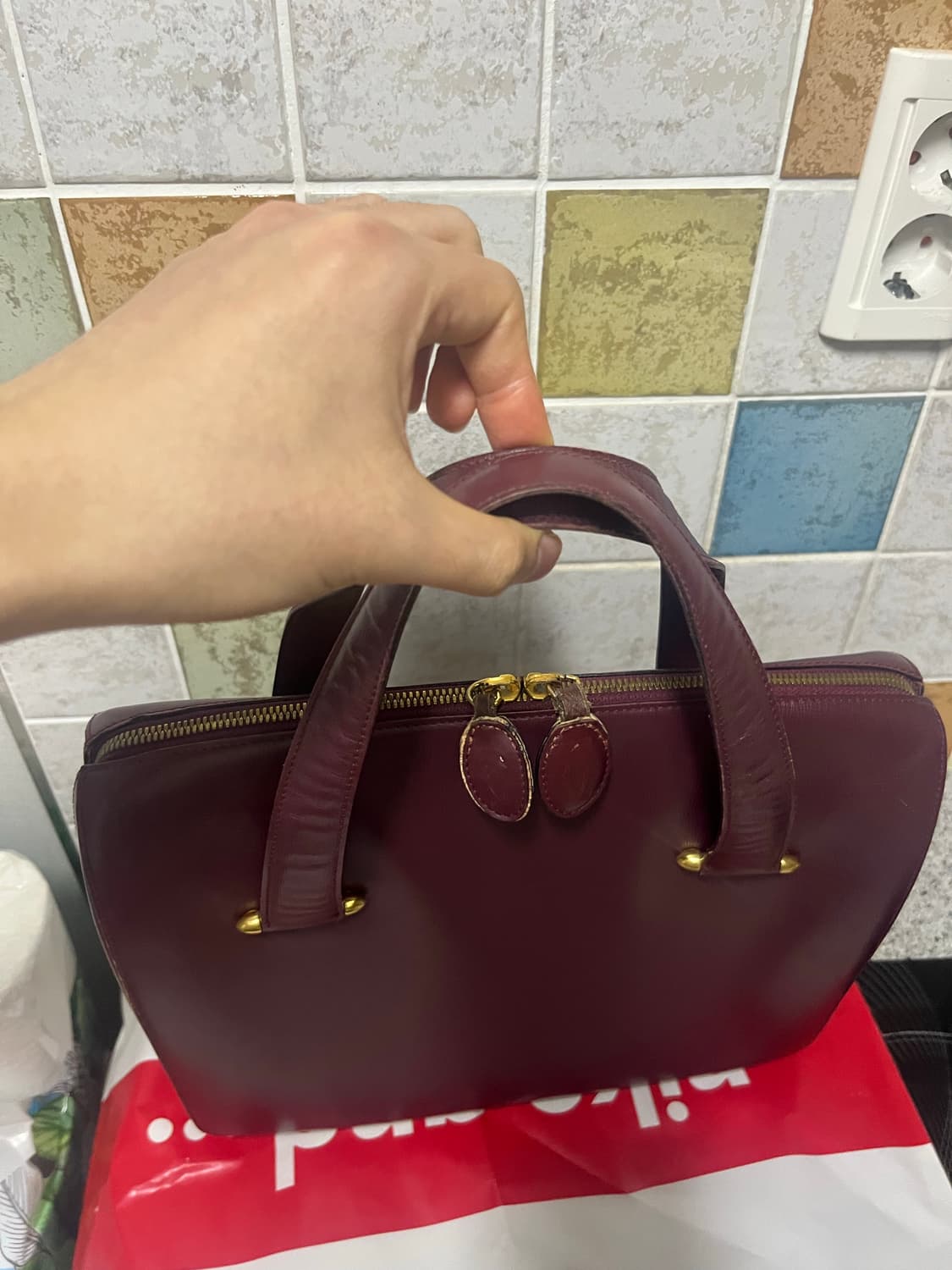 까르띠에 버건디 레더 금장 토트백 상품이미지3