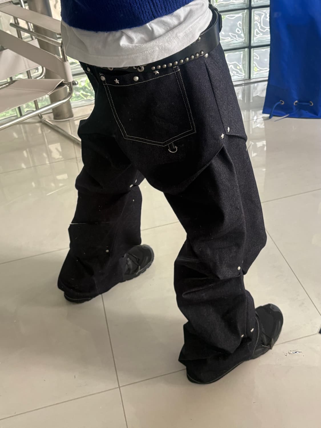 AAO viedit starry stud random tuck pants 상품이미지2