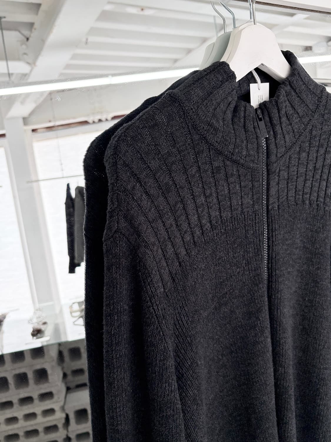 캘빈 클라인 리브드 니트 집업 상품이미지3