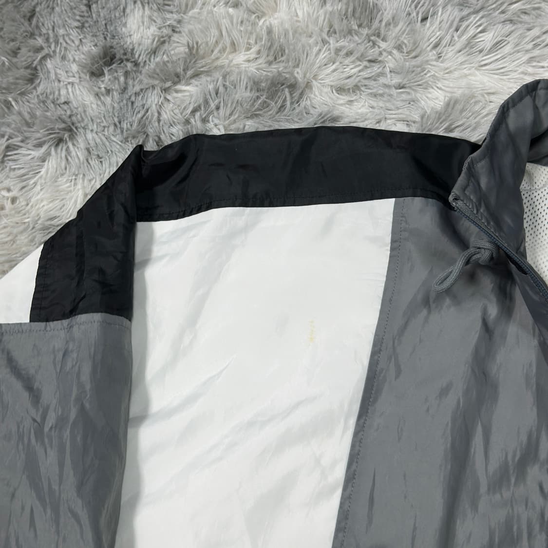 나이키 리이슈 우븐 바람막이 L 상품이미지3