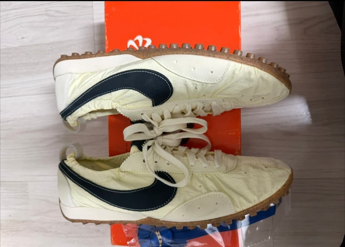 자크뮈스 문슈즈 누아르 275 팝니다. 상품이미지2