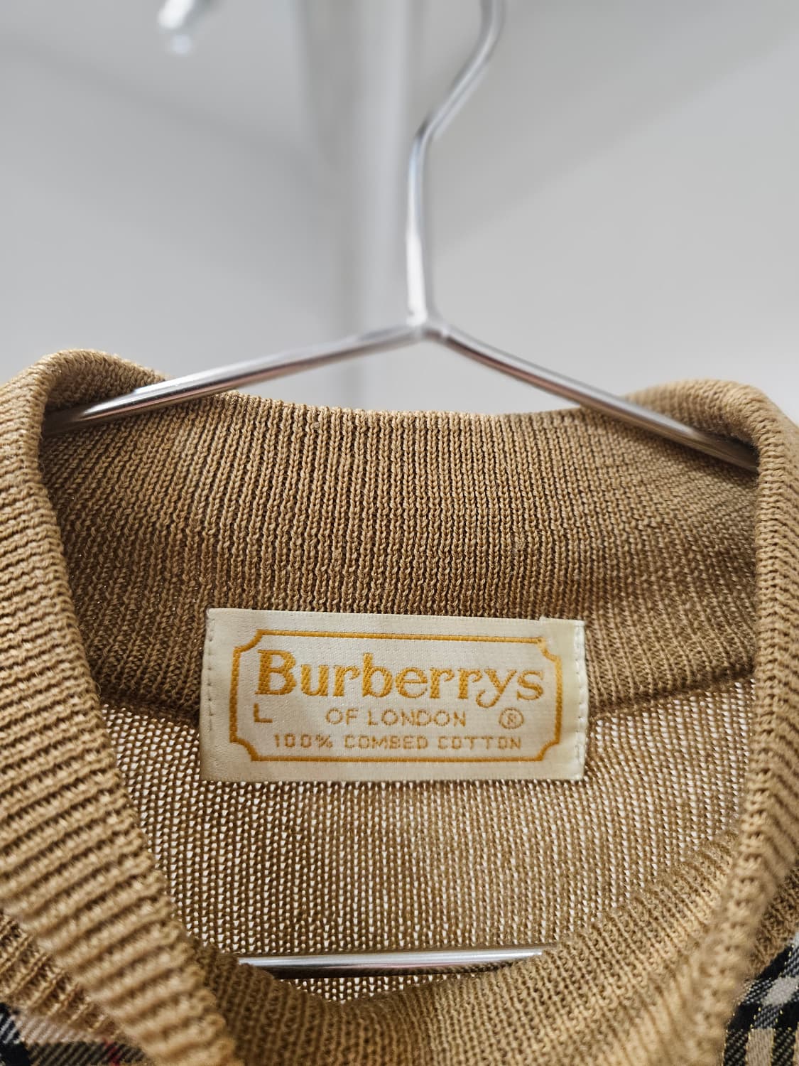 버버리 체크 패턴 니트 상품이미지5