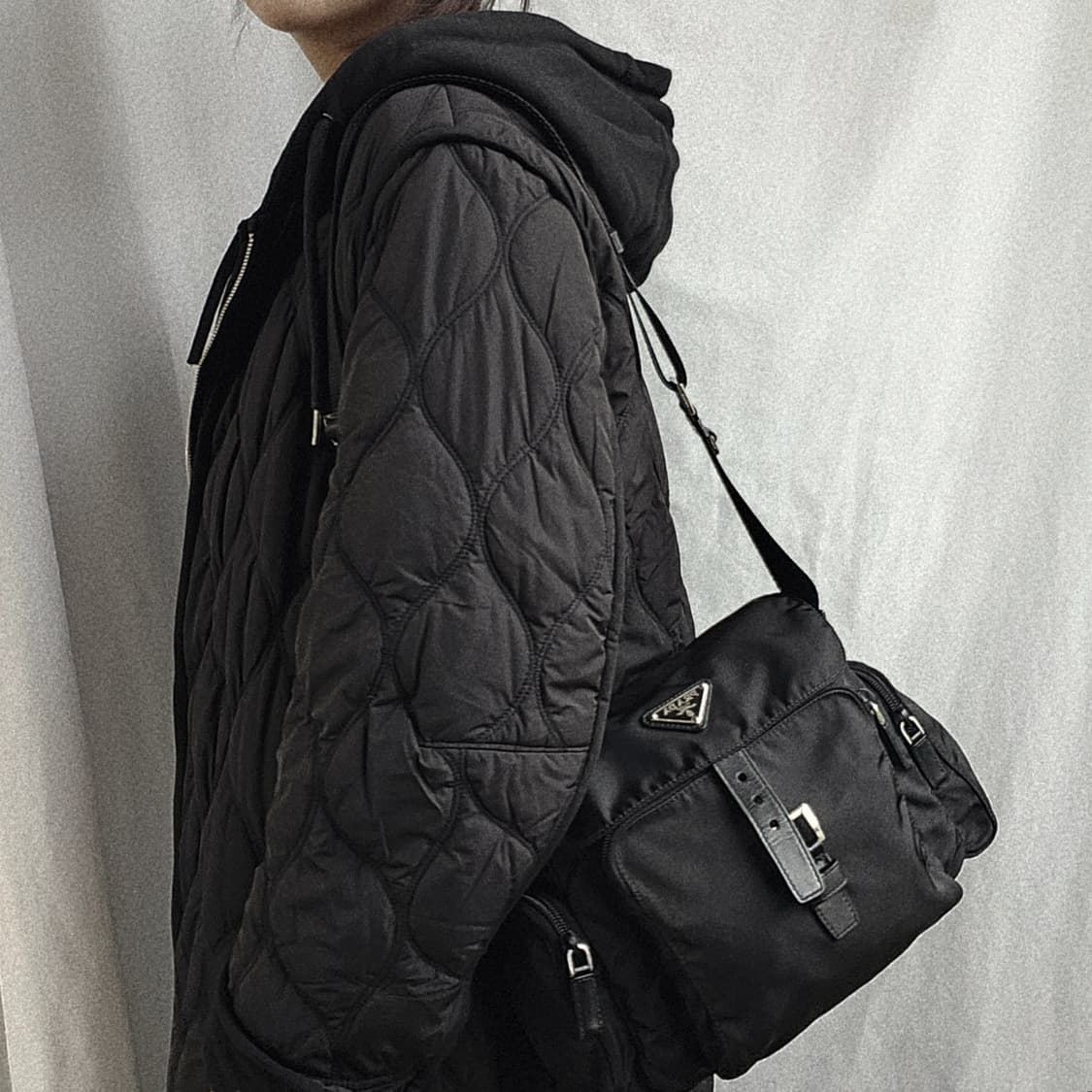 [정품 PRADA] 프라다 양포켓 나일론 메신저백 크로스백 상품이미지9