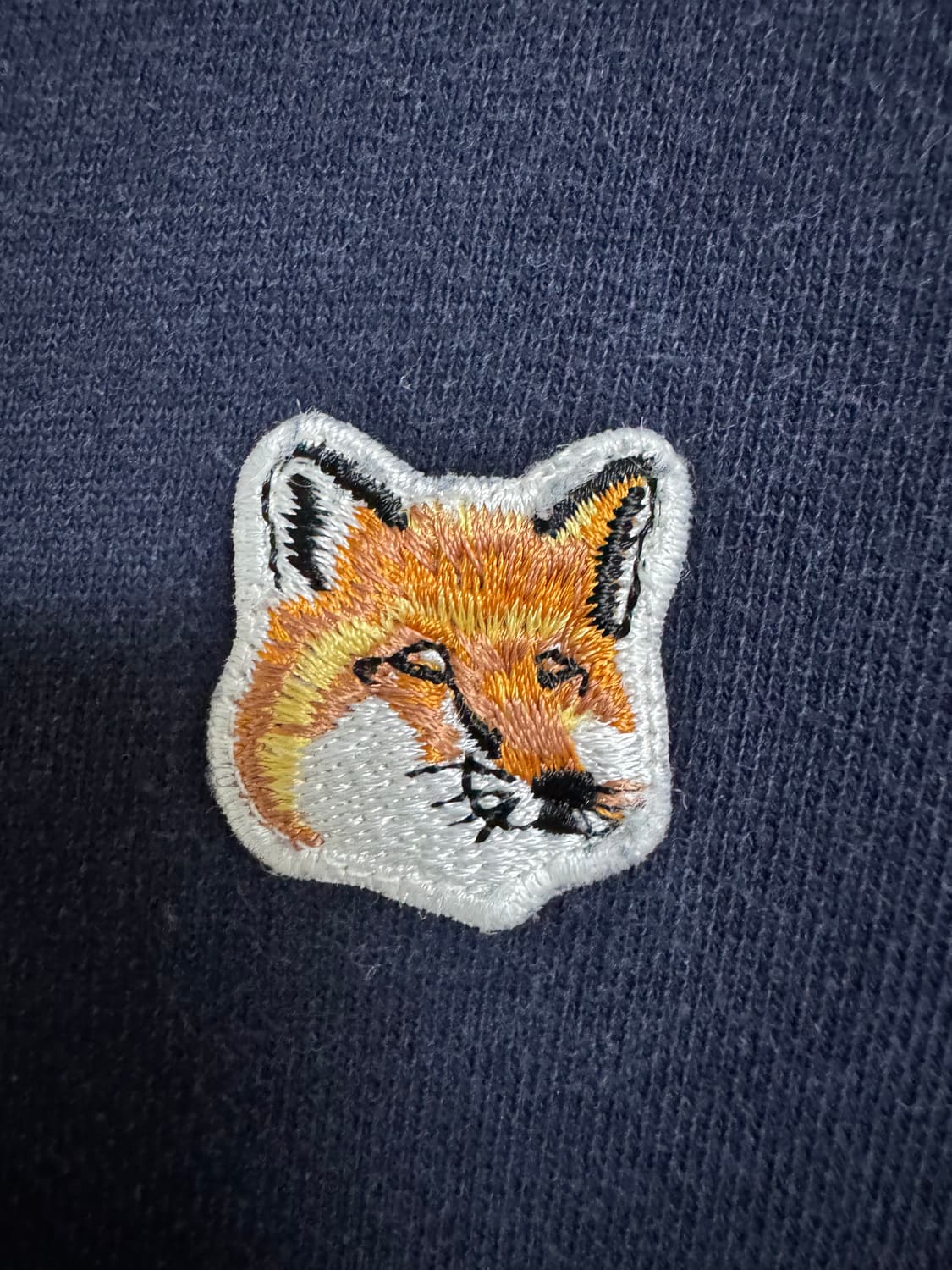 메종키츠네 네이비 폭스헤드 로고 맨투맨 L(L) 상품이미지2