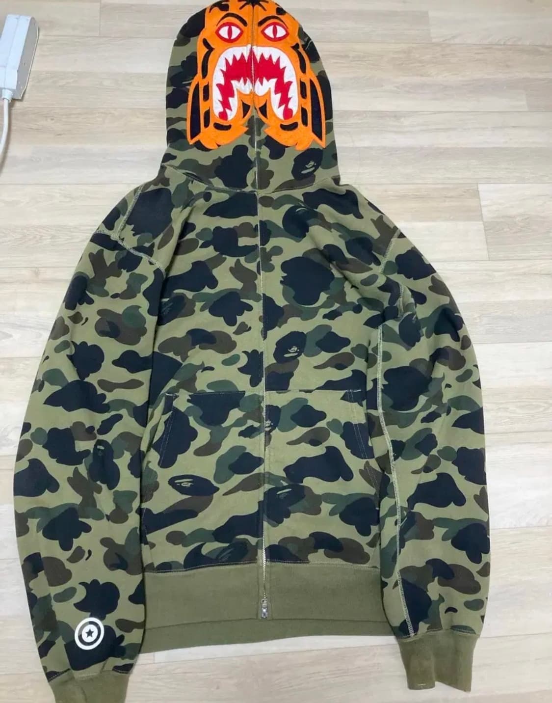 베이프 녹계 타이거 후드집업 3xl 상품이미지1