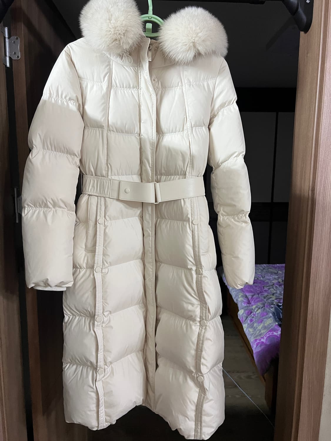 에고이스트 시그니처 페미닌 구스 롱 다운 (55) 상태 굳 상품이미지7