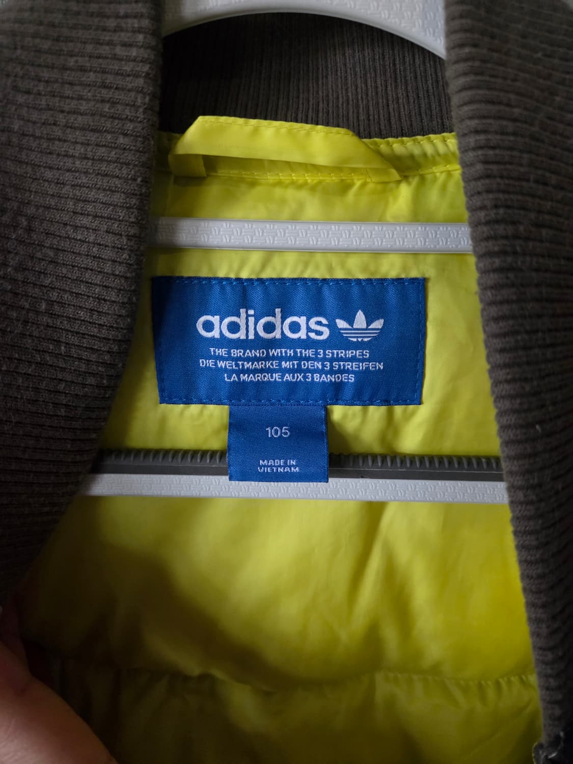 빈티지 무드 아디다스 카모 봄버자켓 105사이즈 상품이미지4