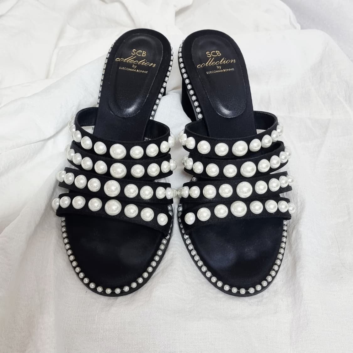 슈콤마보니 SCB컬렉션 진주장식 샌들힐 뮬 (235/표기365) 상태굿 상품이미지1