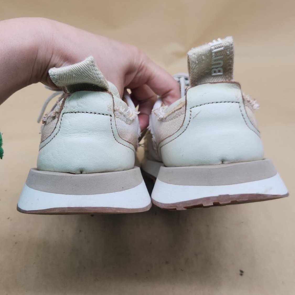 부테로 스니커즈 39 250 상품이미지4