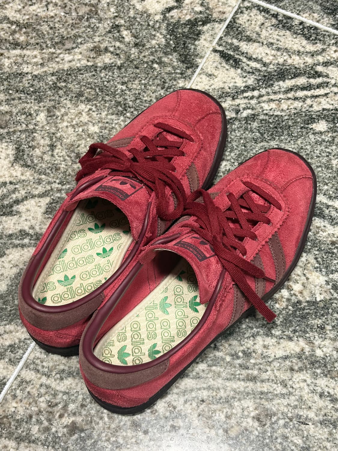 아디다스 토바코 버건디 240 상품이미지1