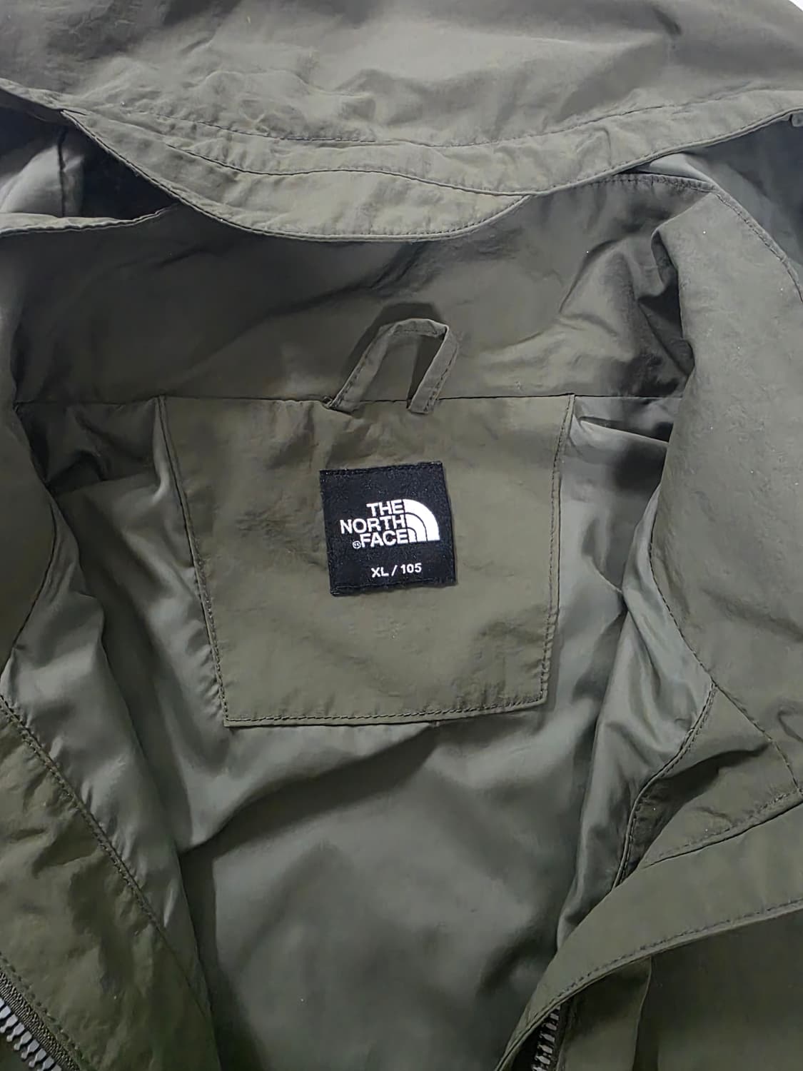 노스페이스 카키 바람막이 XL사이즈 상품이미지4