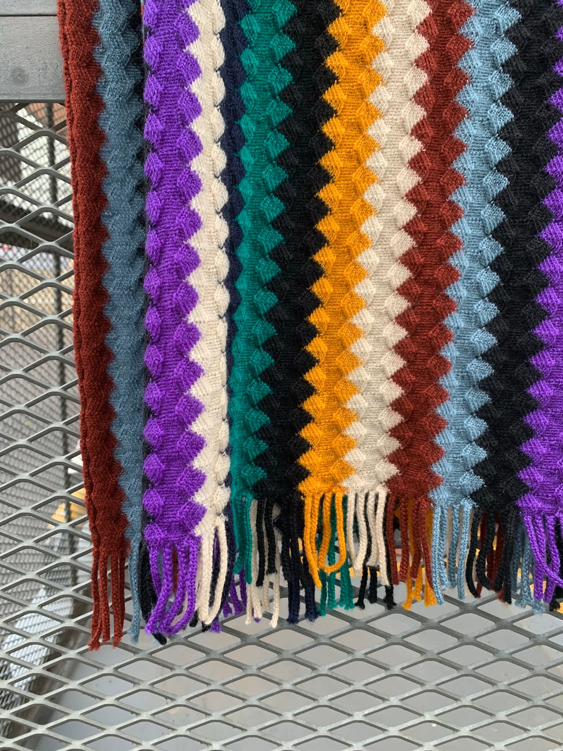 모스키노 멀티컬러 머플러 상품이미지6